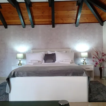 Moravska Obala - Prenociste I Restoran *