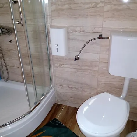 Moravska Obala - Prenociste I Restoran *