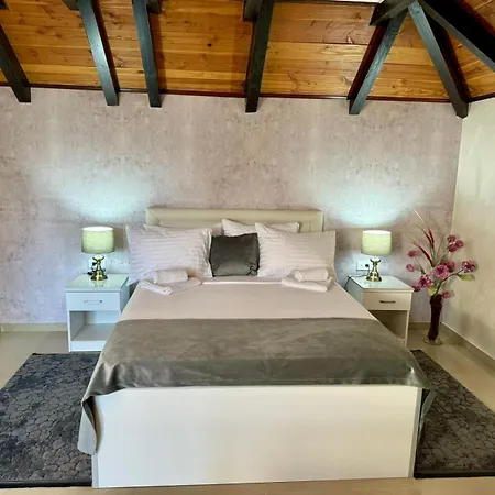 Moravska Obala - Prenociste I Restoran Velika Plana