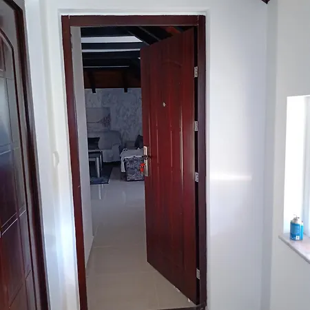 Moravska Obala - Prenociste I Restoran Διαμέρισμα *