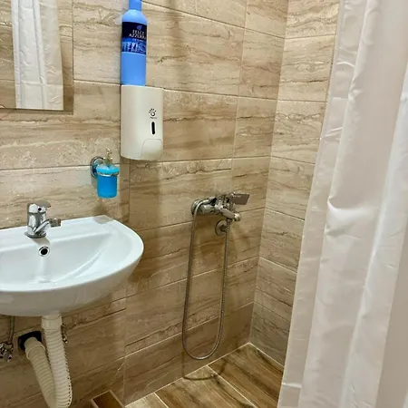 Moravska Obala - Prenociste I Restoran *