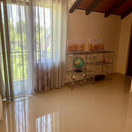 Moravska Obala - Prenociste I Restoran Διαμέρισμα